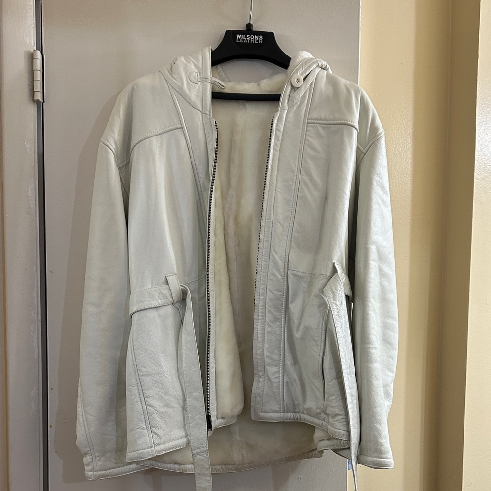 Wilsons Leather Woman’s Light Gray Jacket